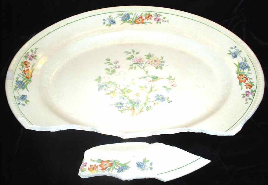 Royal Ivory 13" Oval Serving Platter by Unknown Manufacturer-1