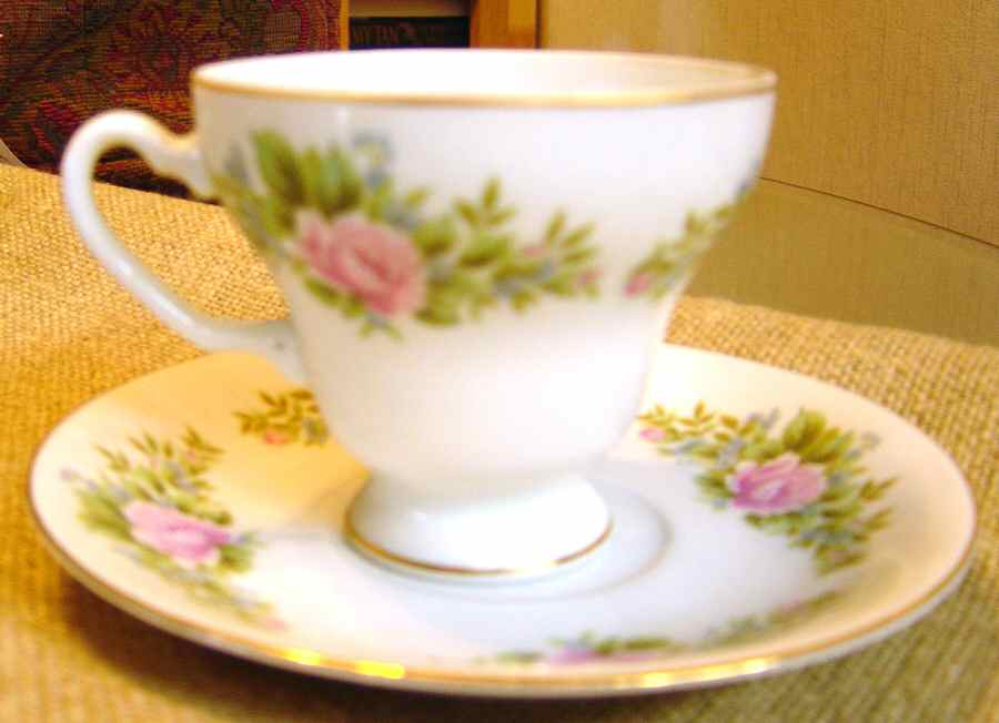 C890 Footed Cup & Saucer Set by Unknown Manufacturer-1