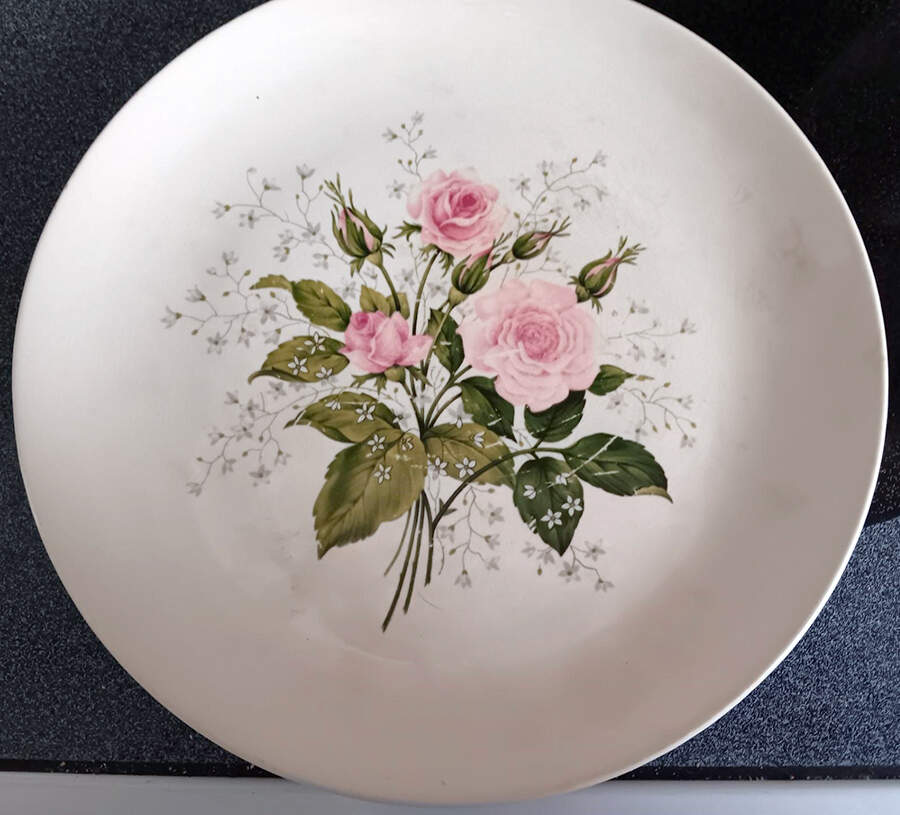 Garden Rose Luncheon Plate by USA-1