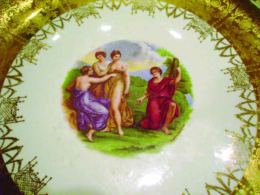 USA160 Dinner Plate by USA-1