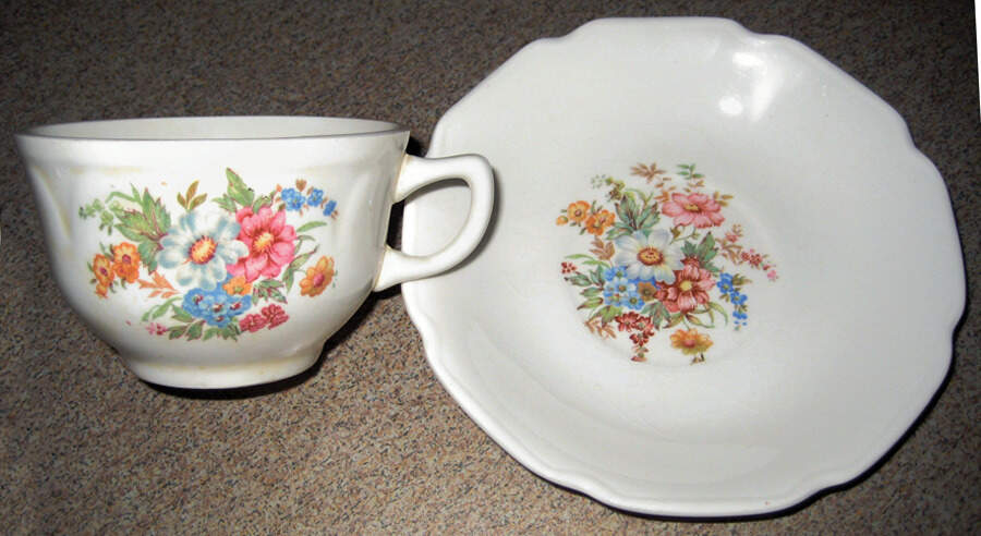 MTC164 Flat Cup & Saucer Set by Mount Clemens-1