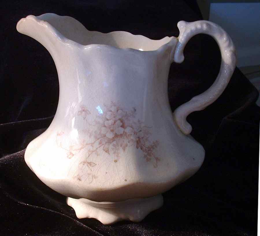 990-4 Creamer by Unknown Manufacturer-1
