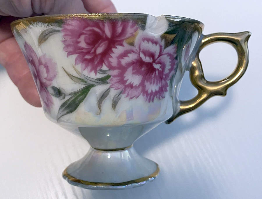 Flower of the Month Footed Cup by Ucagco-1