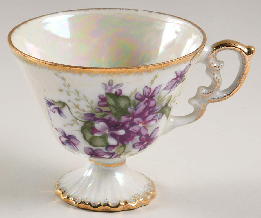 Flower of the Month Footed Cup by Ucagco-1