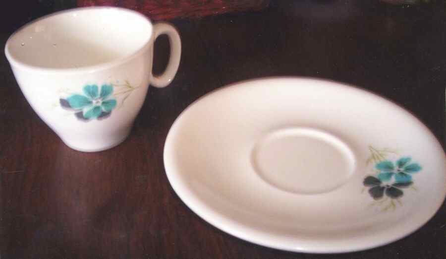 USA161 Flat Cup & Saucer Set by USA-1