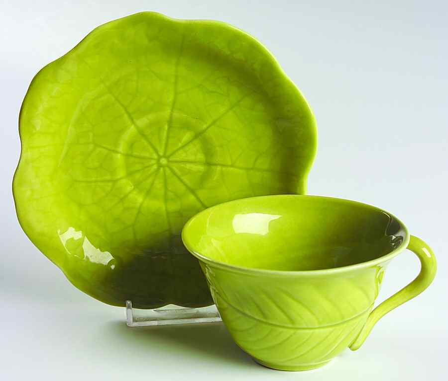UC50 Chartreuse Flat Cup & Saucer Set by Unknown Manufacturer-1