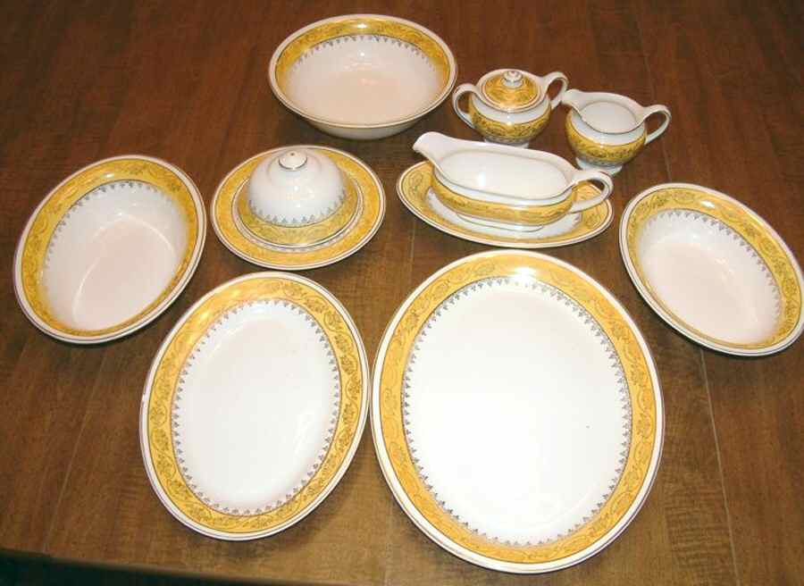 UNI187 Round Covered Butter by Universal-1