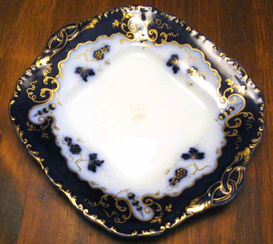 16262W Handled Cake Plate by Unknown Manufacturer-1