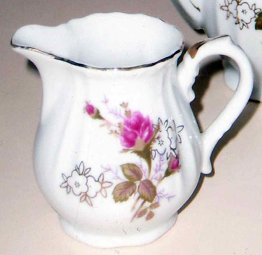4004 Creamer by Unknown Manufacturer-1
