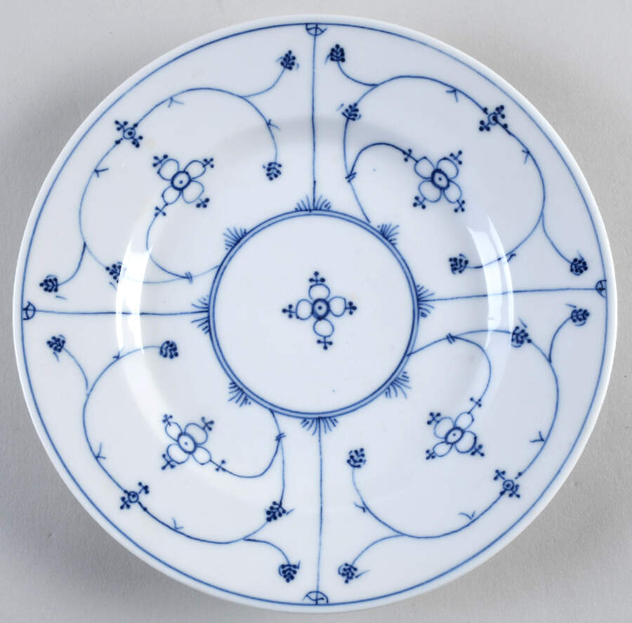 UC582 Salad Plate by Unknown Manufacturer-1