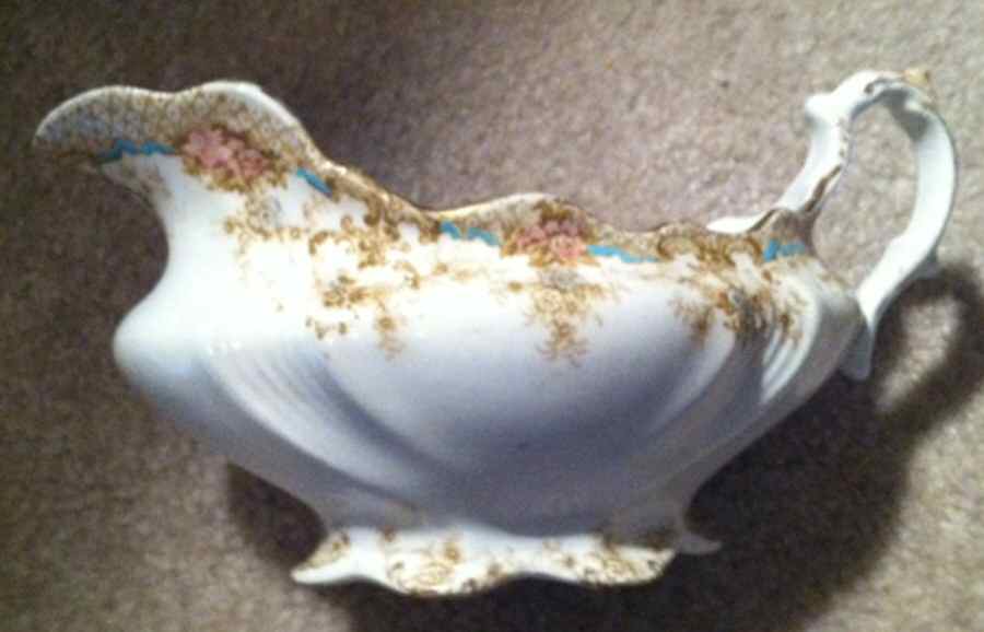 Kings Border Gravy Boat by Upper Hanley-1