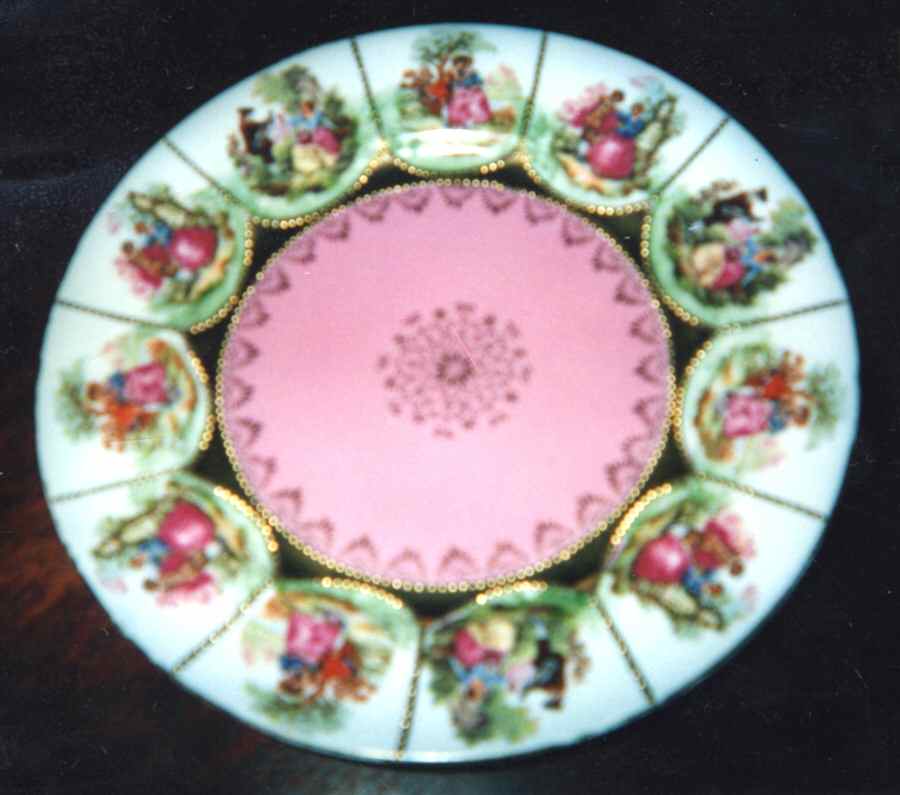 G783 Dinner Plate by Unknown Manufacturer-1