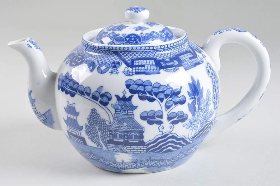 Willow (Blue, No Marks) Teapot & Lid by Unknown Manufacturer-1