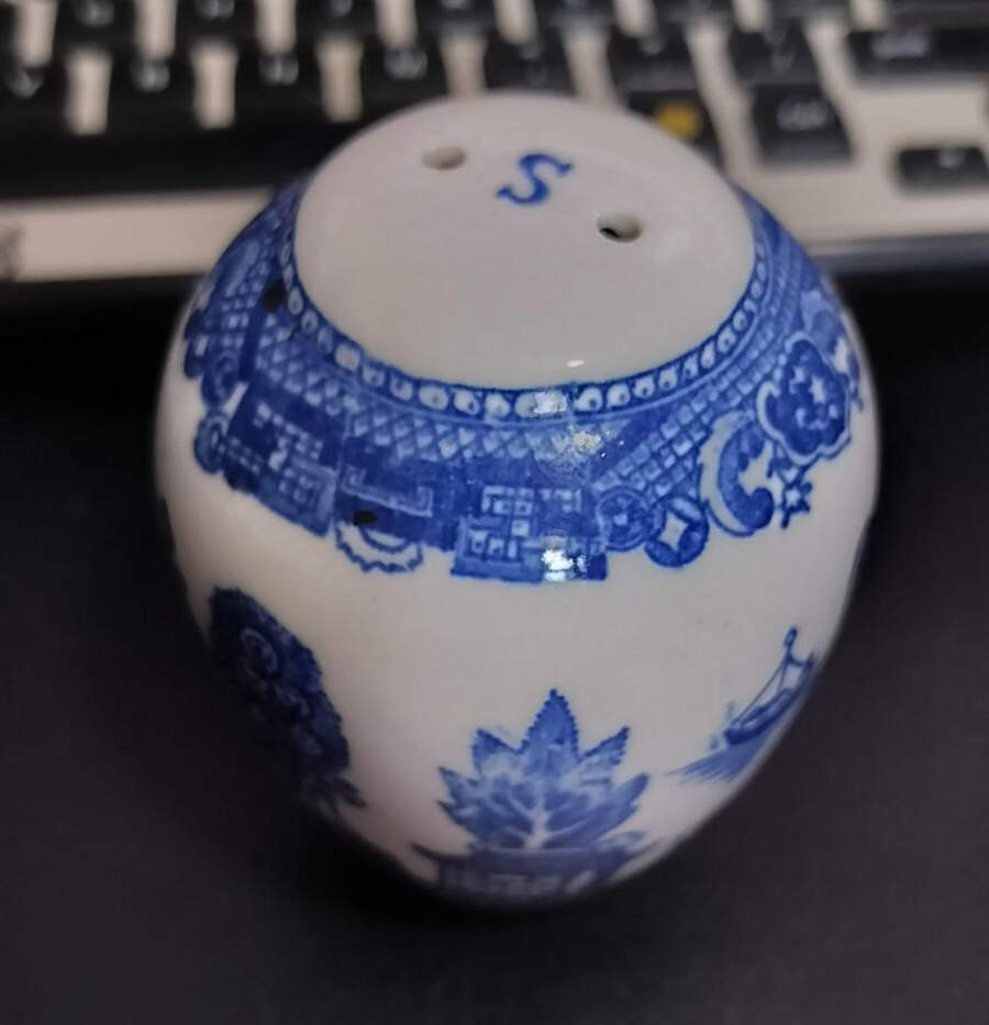 Willow (Blue, No Marks) Salt Shaker by Unknown Manufacturer-1
