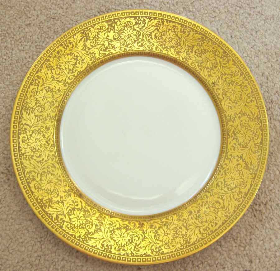 UC605 Dinner Plate by Unknown Manufacturer-1