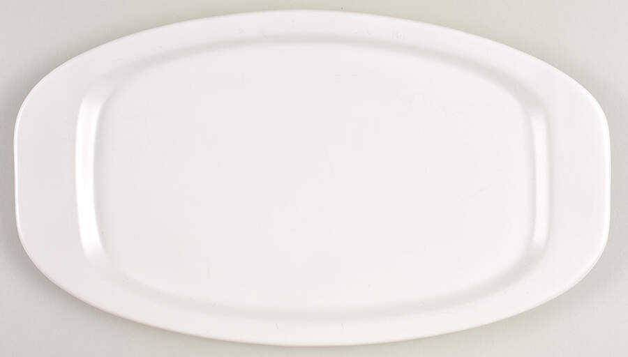 Swerv White 13" Oval Serving Platter by Umbra-1