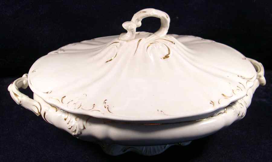Imperial Oval Covered Vegetable by Unknown Manufacturer-1