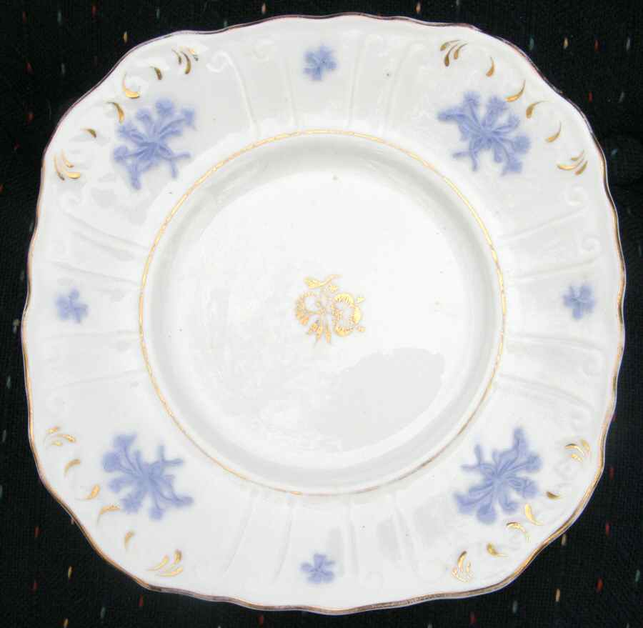 ENG223 Square Salad Plate by England-1