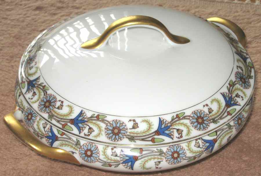 UNC213 Round Covered Vegetable by Union Ceramique-1