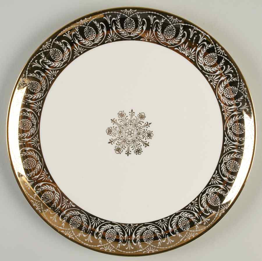 USA75 Dinner Plate by USA-1