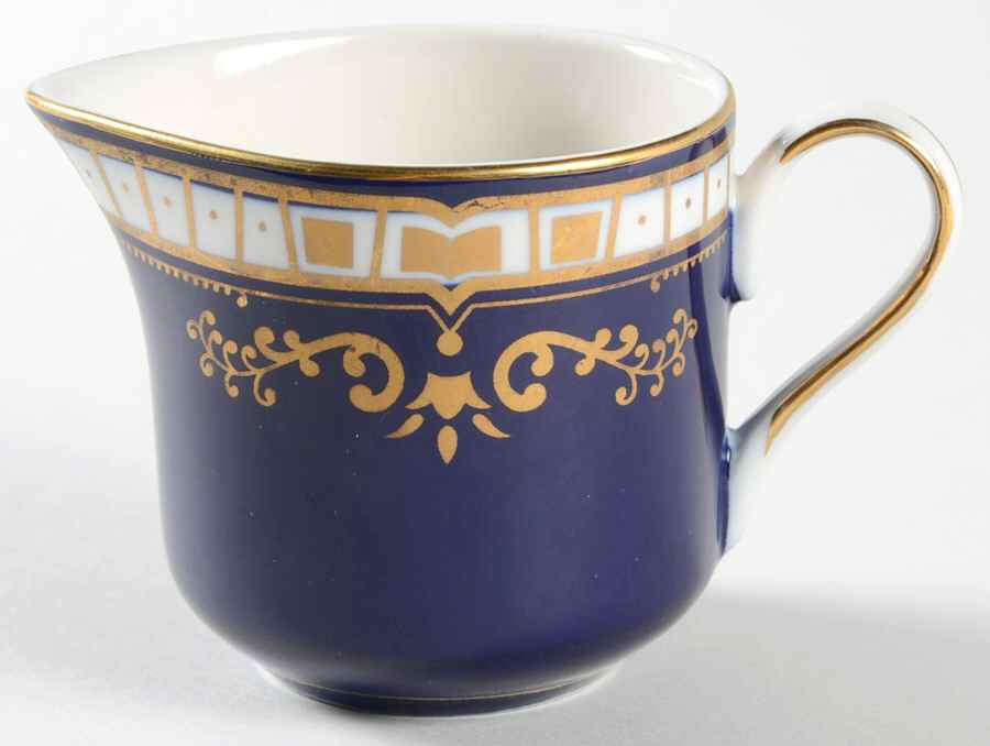 Titanic (1st Class) Individual Creamer by RMS Titanic Inc-1