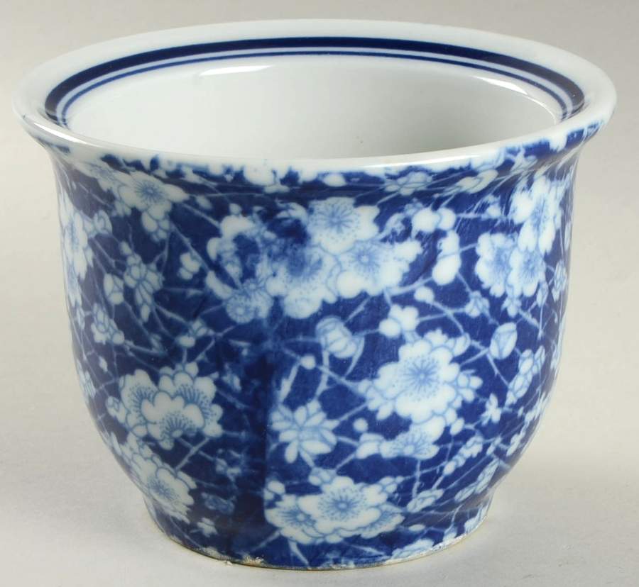 CX921 3" Cachepot by China (Made in China)-1
