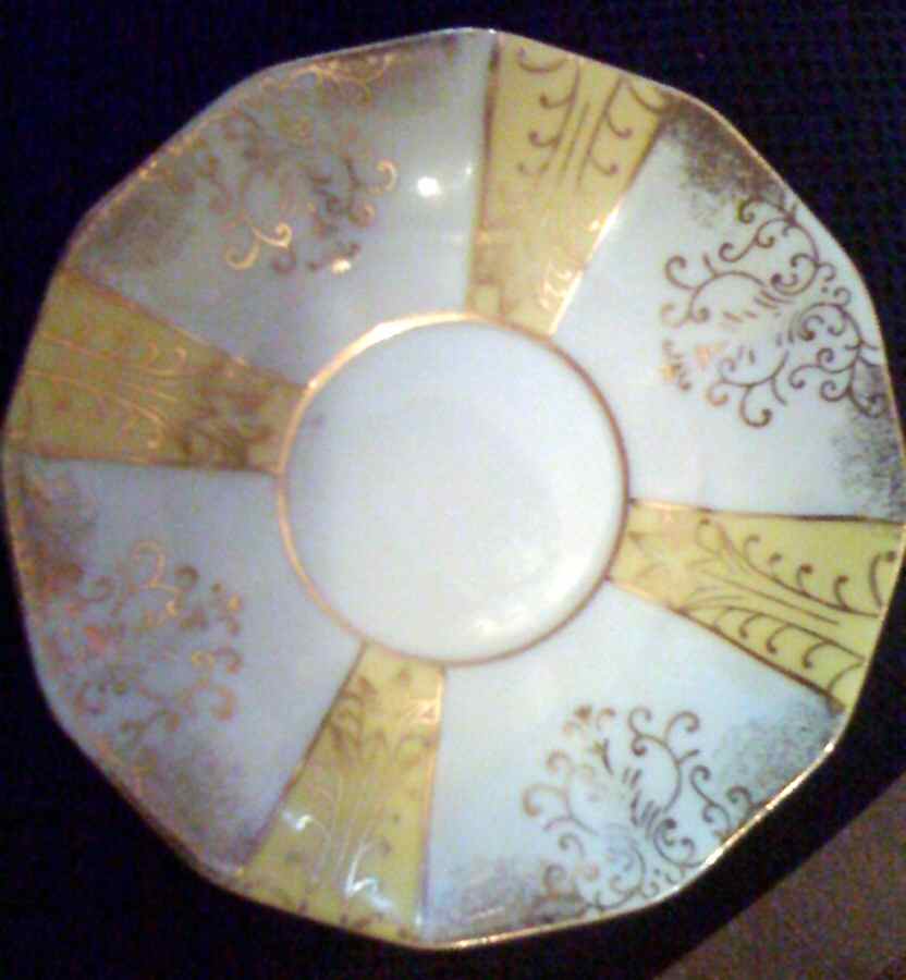 E-3007 Saucer by Japan-1