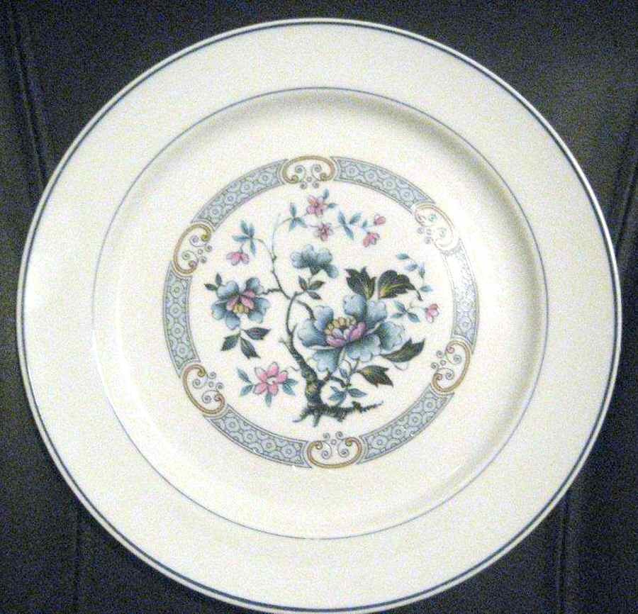 UNL16 Dinner Plate by Union Limousine-1
