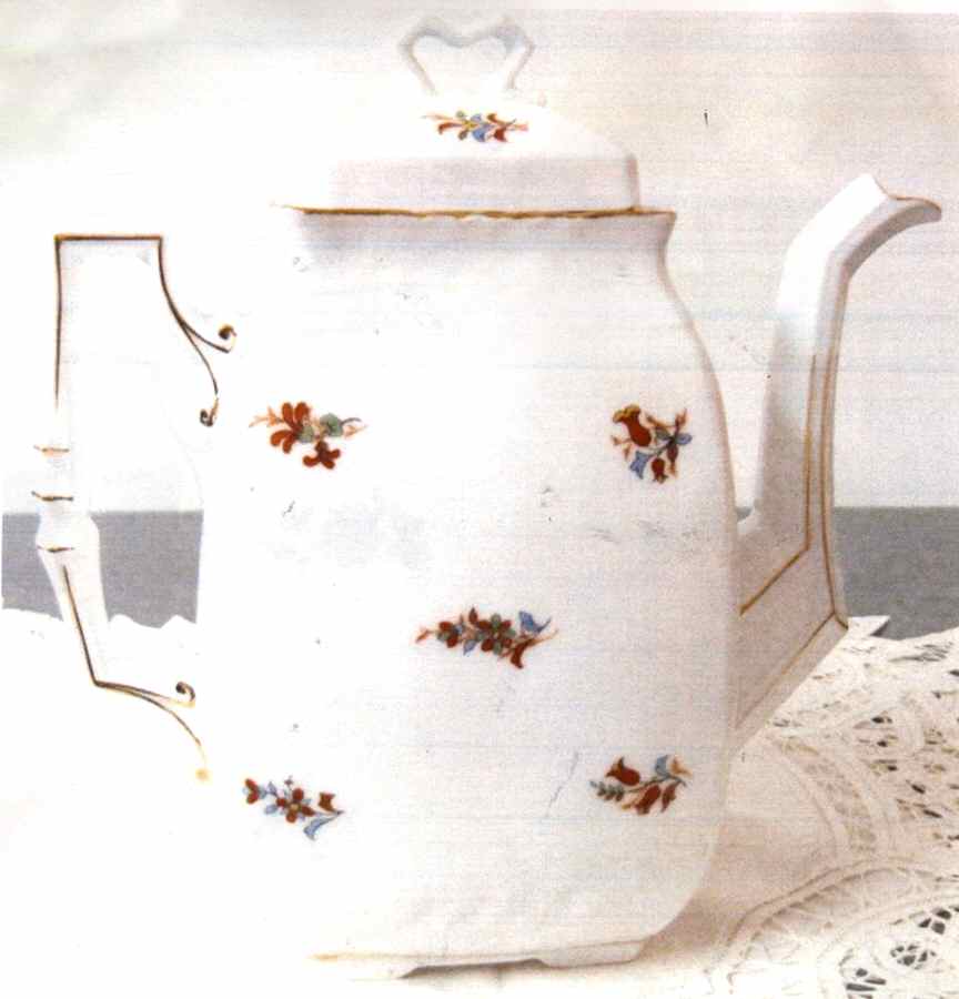9026 Coffee Pot & Lid by Unknown Manufacturer-1