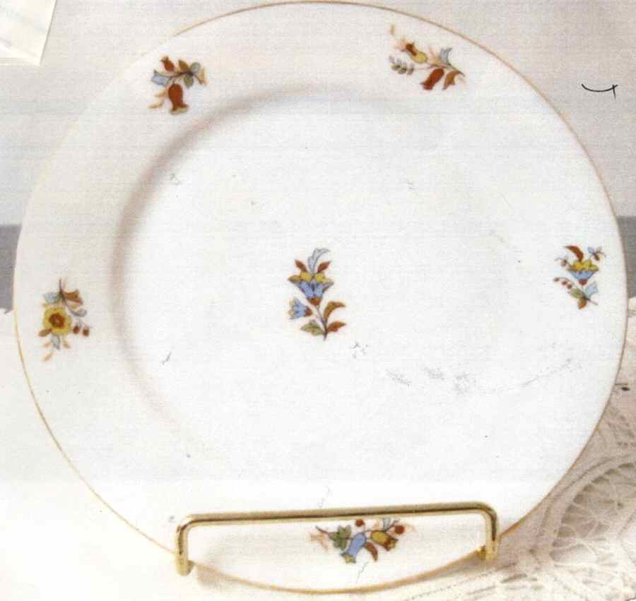 9026 Dinner Plate by Unknown Manufacturer-1