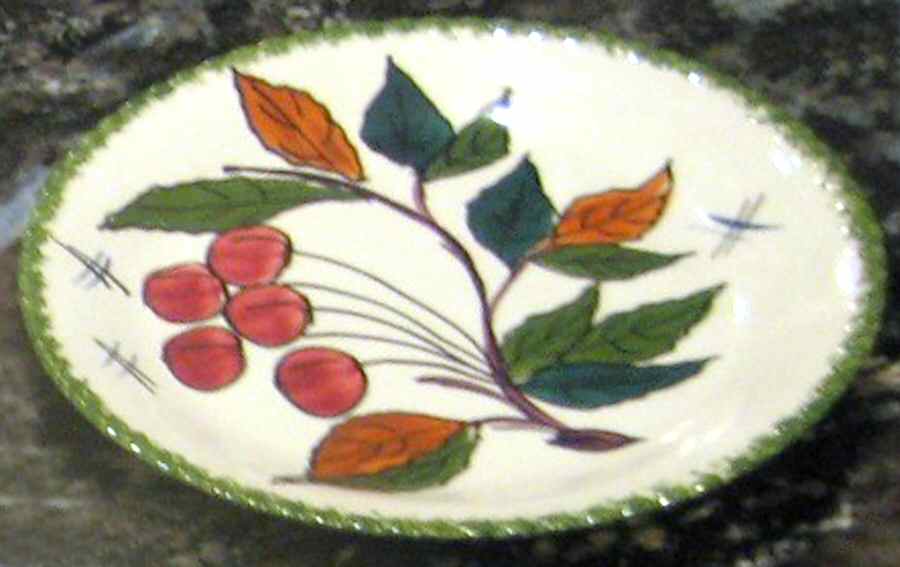 1279 Dinner Plate by Ucagco-1