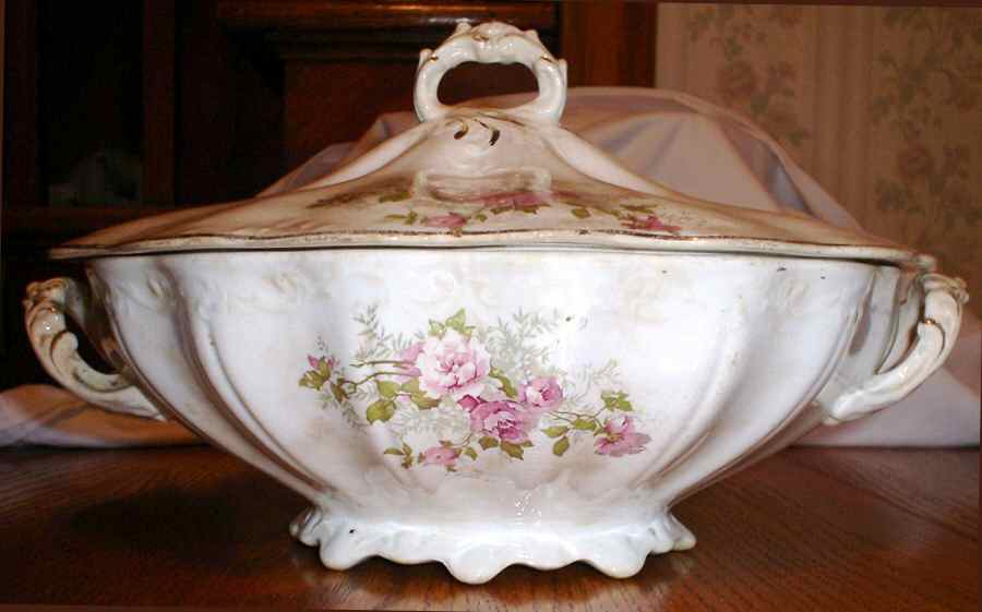 258GL Tureen &  Lid by Unknown Manufacturer-1