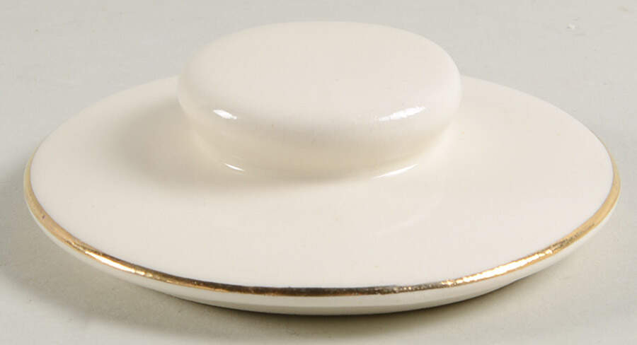 HAR79 GOLD TRIM Lid for Sugar Bowl by Harker-1