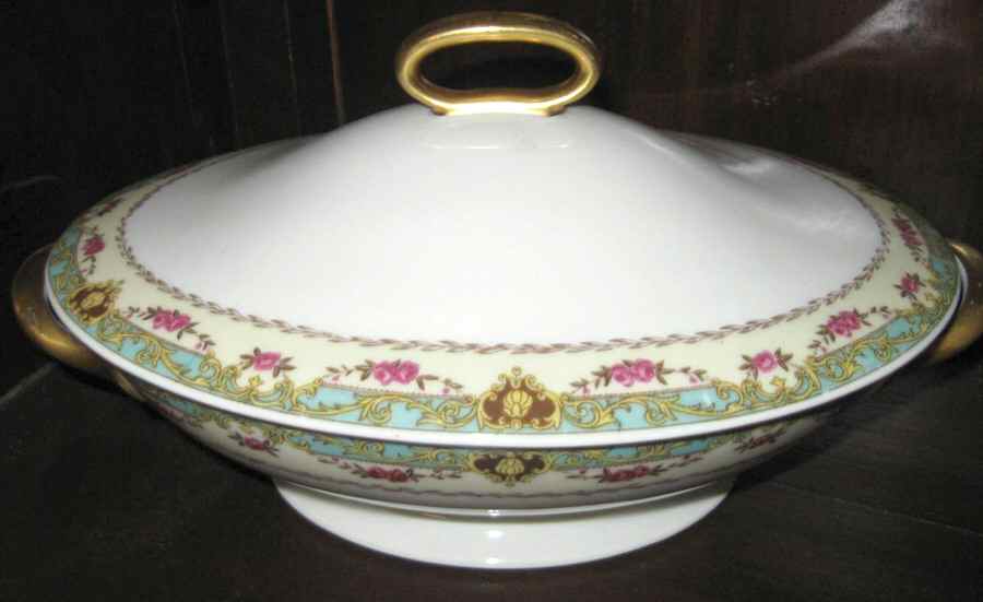 UNC222 Round Covered Vegetable by Union Ceramique-1