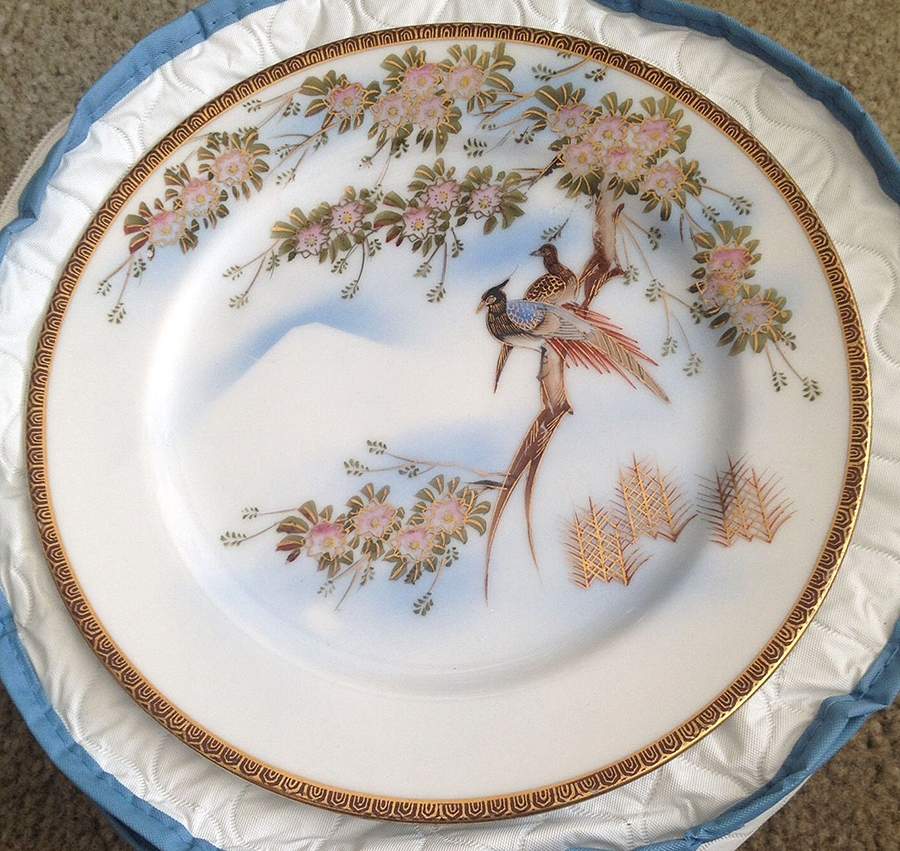 KUT427 Dinner Plate by Kutani-1
