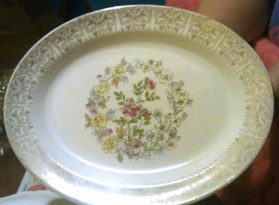 50135 11" Oval Serving Platter by Unknown Manufacturer-1