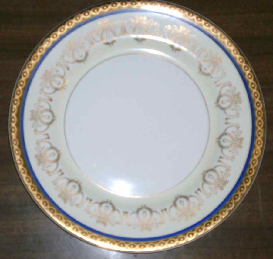 UC855 Dinner Plate by Unknown Manufacturer-1