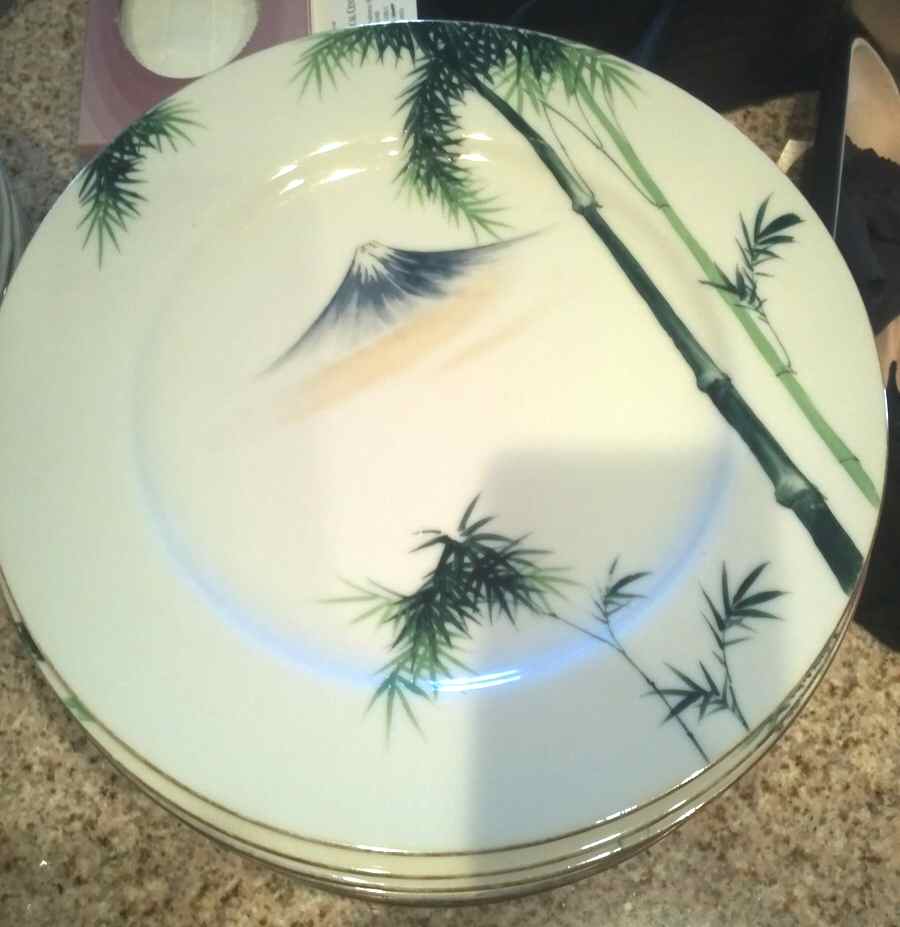 4042 Dinner Plate by Japan-1