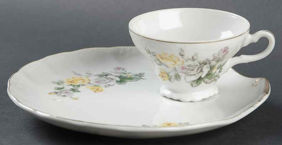 UCA79 Snack Plate & Cup Set by Ucagco-1