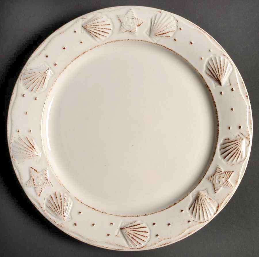 UC863 Dinner Plate by Unknown Manufacturer-1