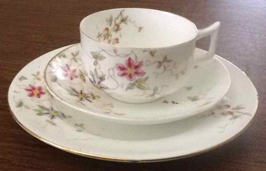 3460 Flat Cup & Saucer Set by Unknown Manufacturer-1