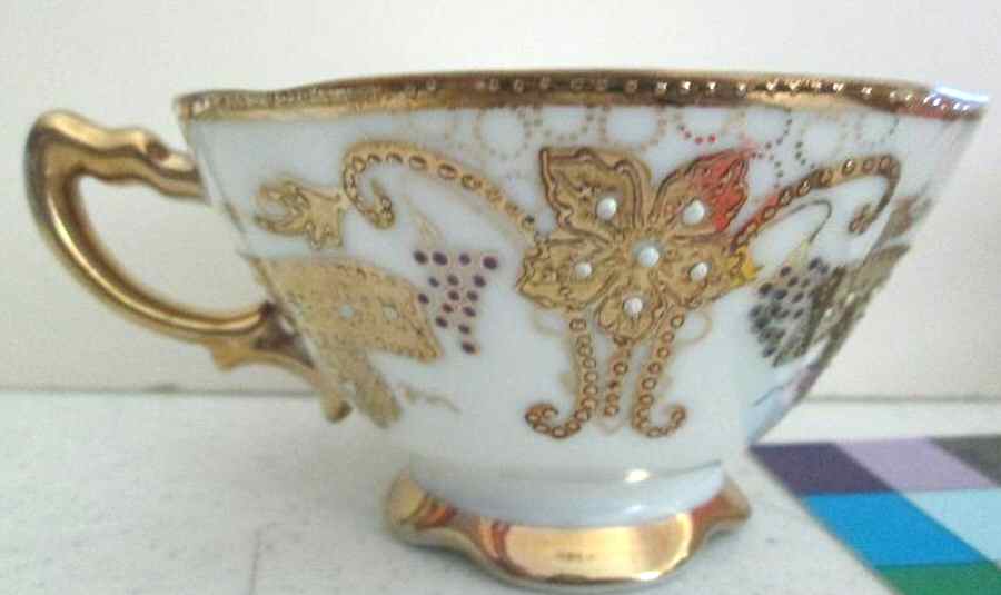 G1157 Footed Cup by Sadek-1