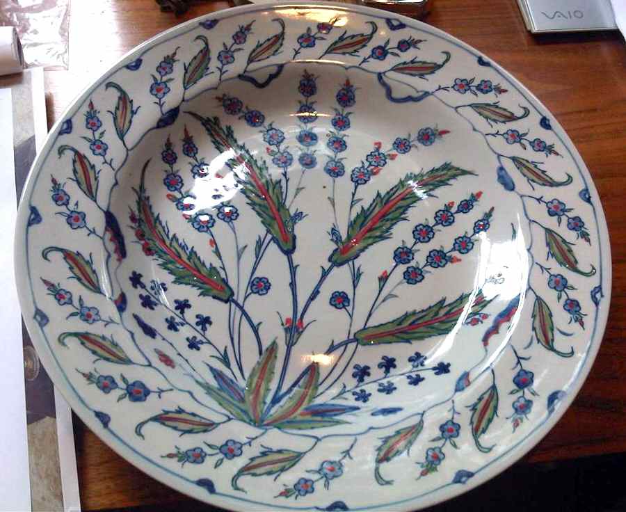 UC888 Dinner Plate by Unknown Manufacturer-1
