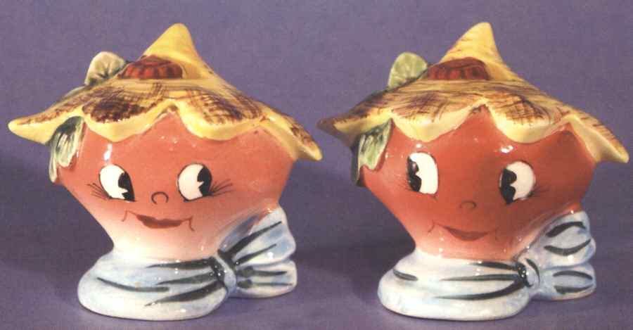 Veggie People Figural Salt & Pepper Set by Ucagco-1