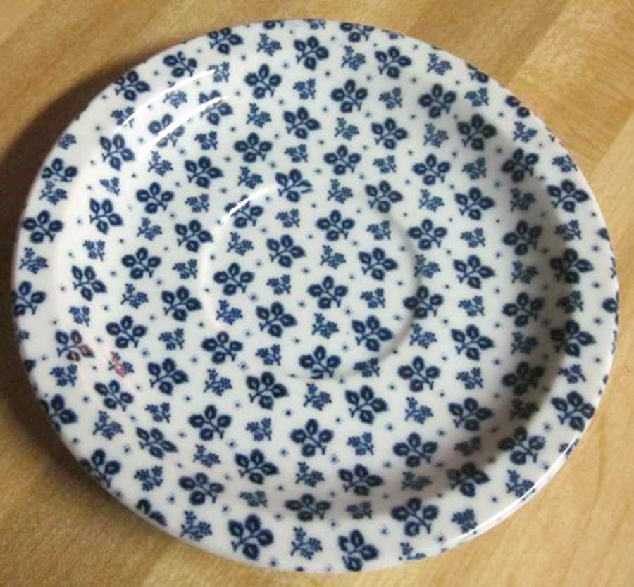 UC900 Saucer by Unknown Manufacturer-1