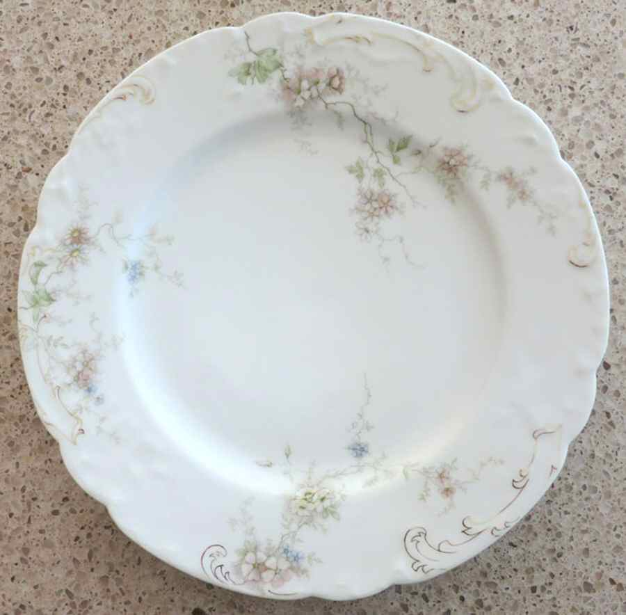 8451 Dinner Plate by Unknown Manufacturer-1