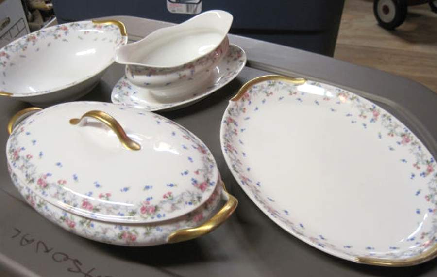 UNC241 Oval Covered Vegetable by Union Ceramique-1