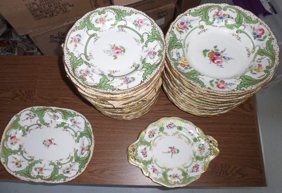 6352 Dinner Plate by Unknown Manufacturer-1