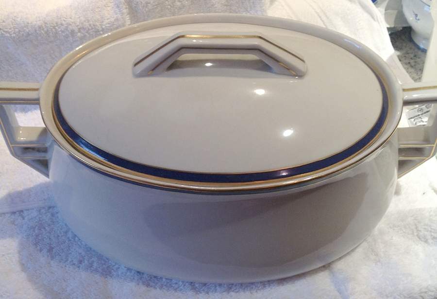 297 Oval Covered Vegetable by Unknown Manufacturer-1