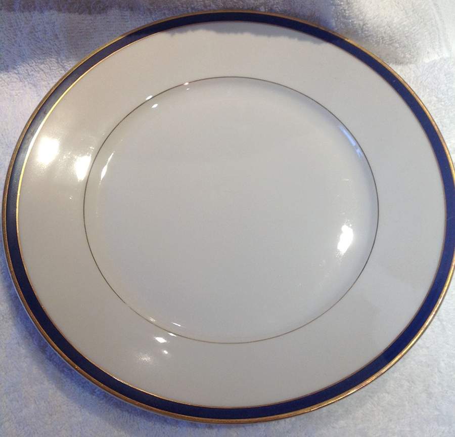 297 Dinner Plate by Unknown Manufacturer-1